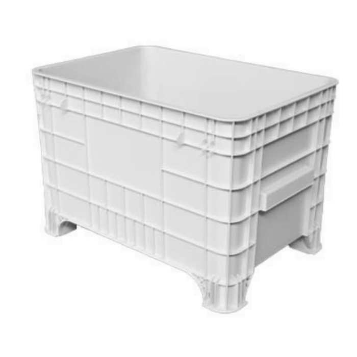 A Caixa Plástica 372 Litros, também conhecida como Caixa Container, é um dos modelos mais resistentes do mercado, possui tampa com encaixe para empilhamento e frisos que impedem o acúmulo de água. Além disso, é robusta e possui fundo super resistente.